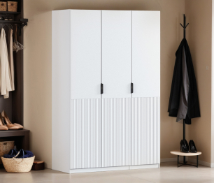 Шкаф трехдверный Макс 1500 мм, вариант №3 (ЛДСП/МДФ)